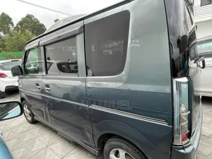 Suzuki Every Wagon 2012 Gray