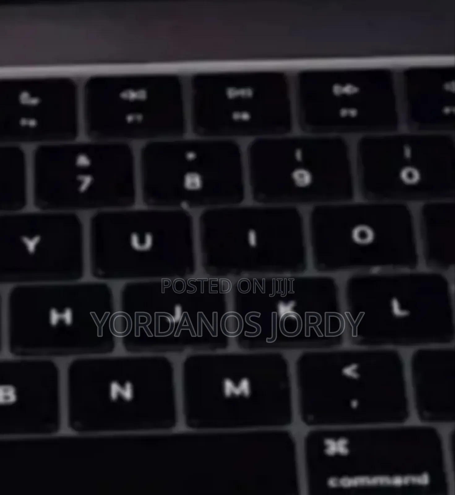 New Laptop Apple MacBook Air 2023 M2 8GB Apple M2 SSD 256GB