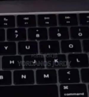 New Laptop Apple MacBook Air 2023 M2 8GB Apple M2 SSD 256GB