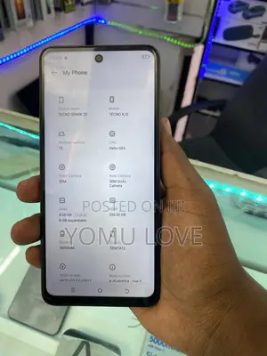 Photo - Tecno Spark 20 256 GB Blue