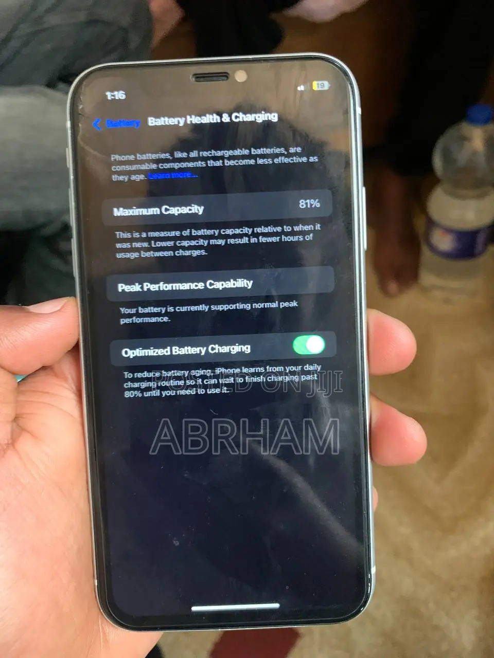 Apple iPhone XR 64 GB White