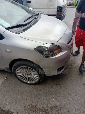 Toyota Yaris 2009 Silver