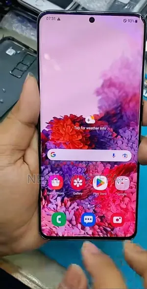 Photo - New Samsung Galaxy S20 Ultra 5G 256 GB Black