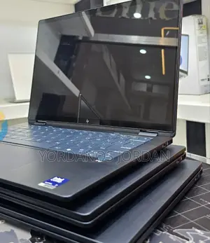 New Laptop HP OmniBook X Flip 14" 16GB Intel Core Ultra 7 SSD 1T