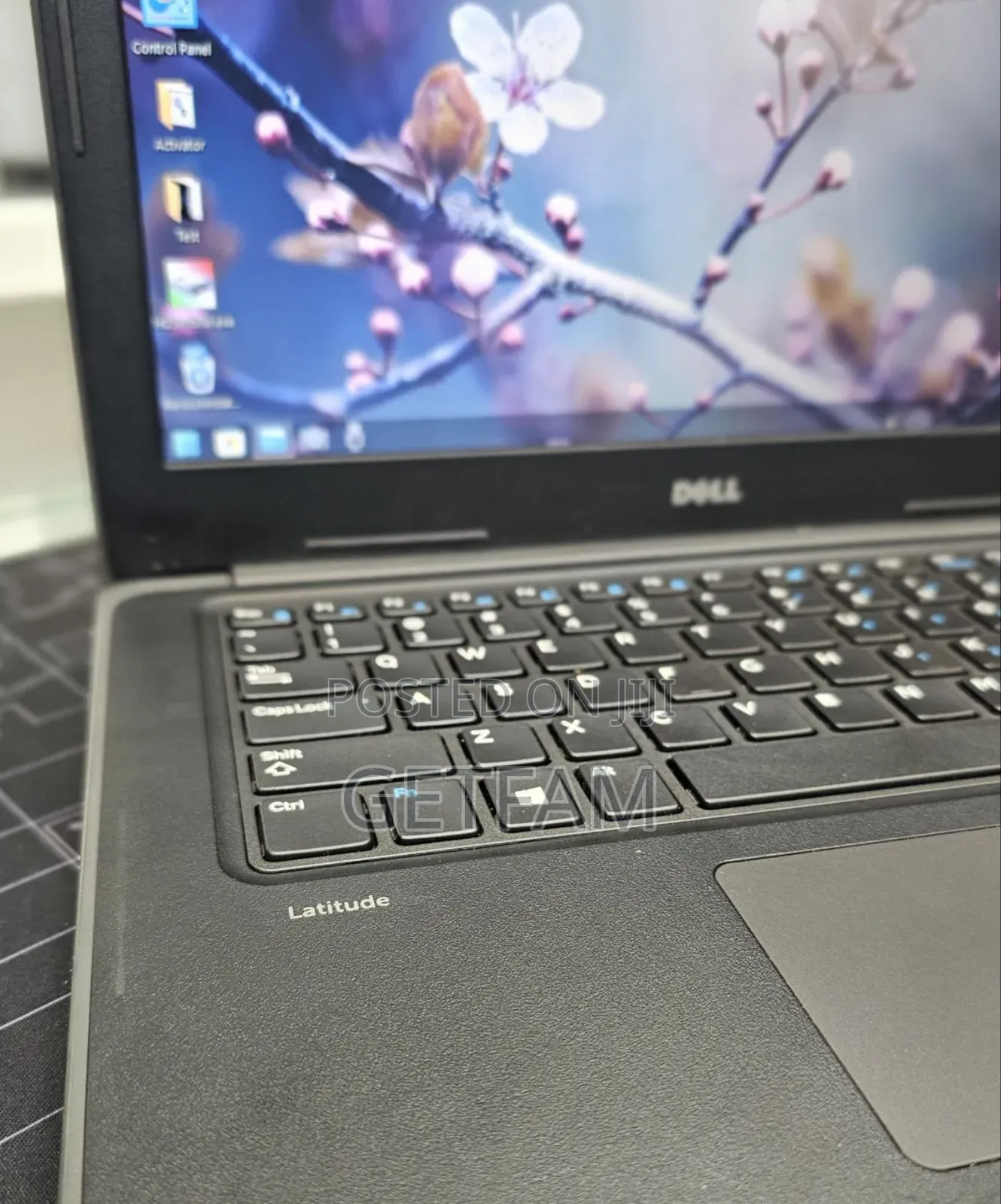 New Laptop Dell Latitude 3380 8GB Intel Core I5 SSD 256GB