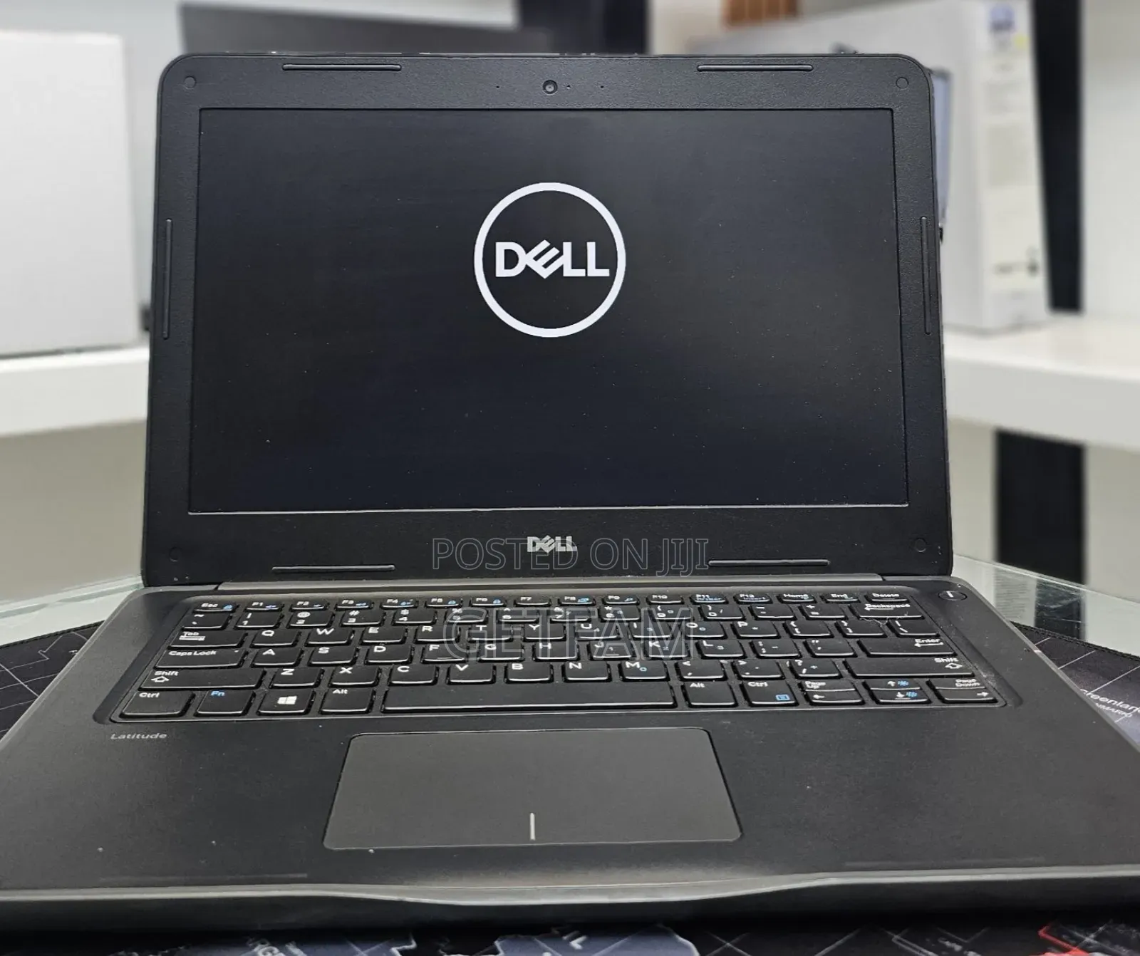 New Laptop Dell Latitude 3380 8GB Intel Core I5 SSD 256GB