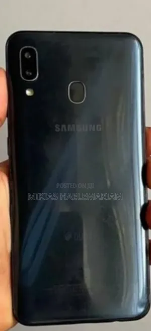 Samsung Galaxy A30 64 GB Black