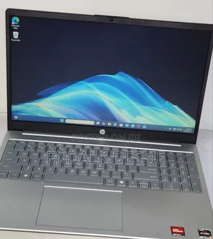 Photo - New Laptop HP 8GB AMD Ryzen 3 SSD 256GB