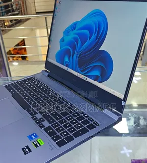 New Laptop HP Omen 16 16GB Intel Core I7 SSD 1T