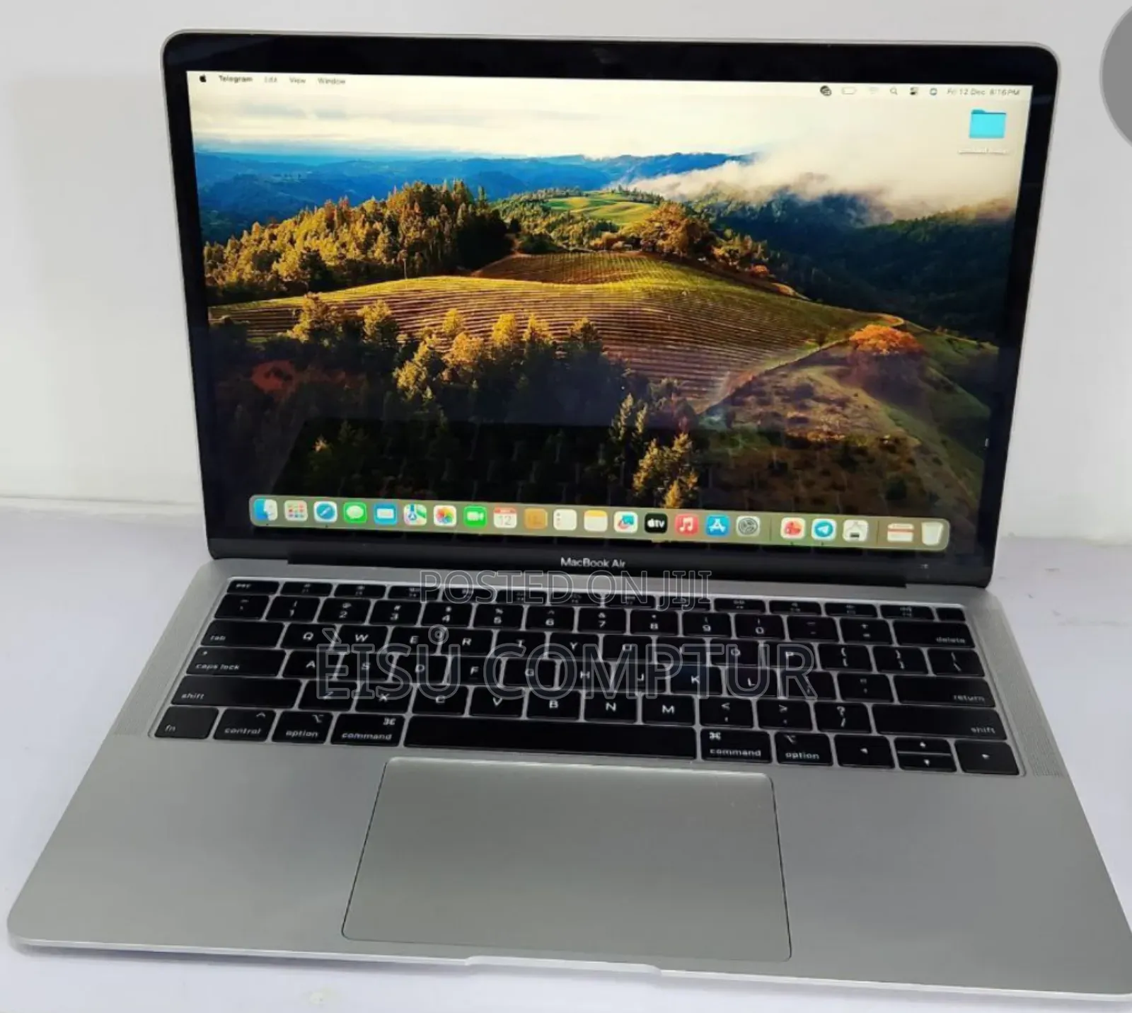 New Laptop Apple MacBook Pro 2019 8GB Intel Core I5 SSD 256GB