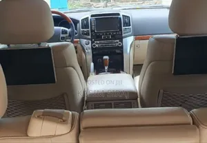 Toyota Land Cruiser 4.5 V8 TD 2018 Black