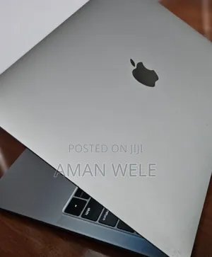 New Laptop Apple MacBook Pro 2019 8GB Intel Core I5 SSD 128GB