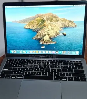 New Laptop Apple MacBook Pro 2019 8GB Intel Core I5 SSD 128GB