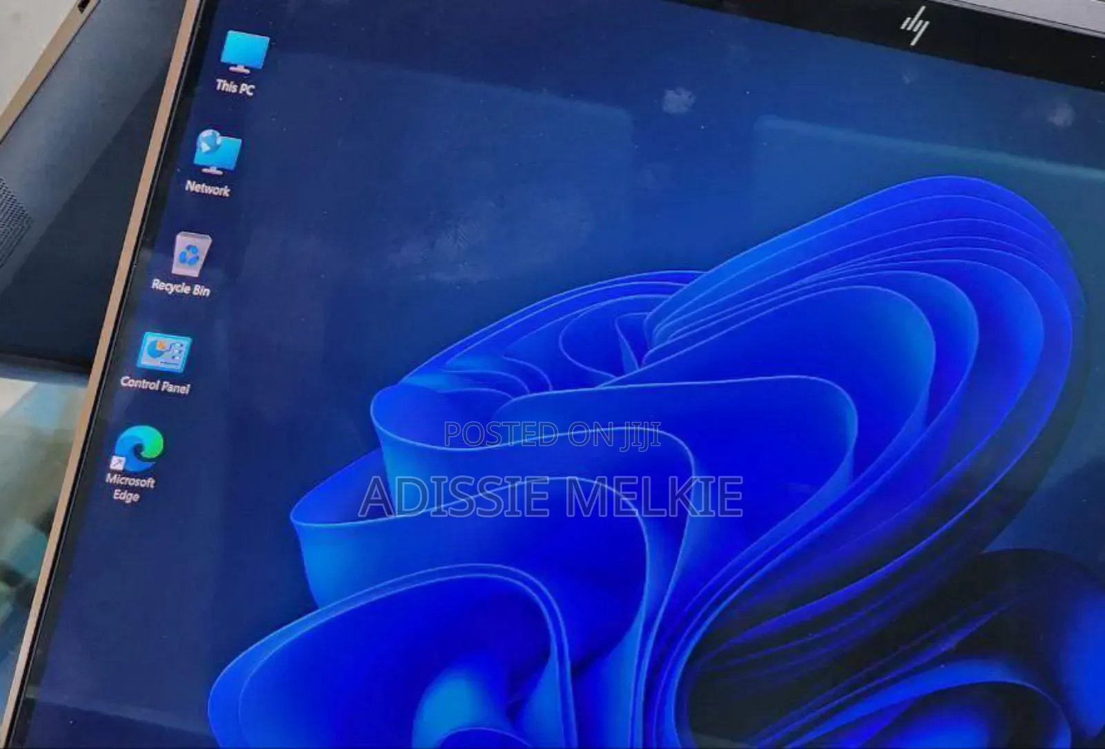 New Laptop HP Spectra 13 16GB Intel Core I7 SSD 1T