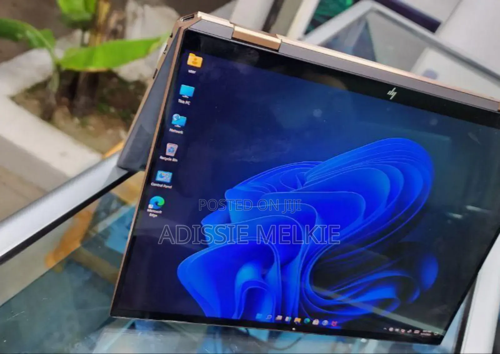 New Laptop HP Spectra 13 16GB Intel Core I7 SSD 1T