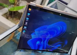 New Laptop HP Spectra 13 16GB Intel Core I7 SSD 1T