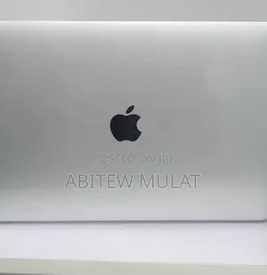 New Laptop Apple MacBook Pro 2019 8GB Intel Core I5 SSD 256GB