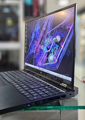 New Laptop Acer Predator Helios Neo 16 16GB Intel Core i9 SSD 1T