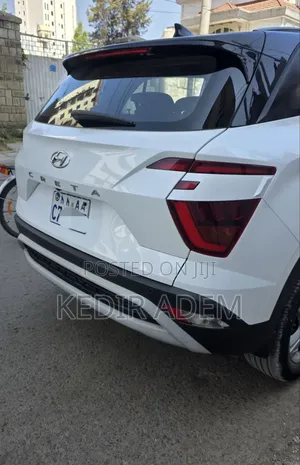 Hyundai Creta 2023 White