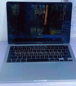 New Laptop Apple MacBook Pro 2022 M2 8GB Apple M2 SSD 256GB