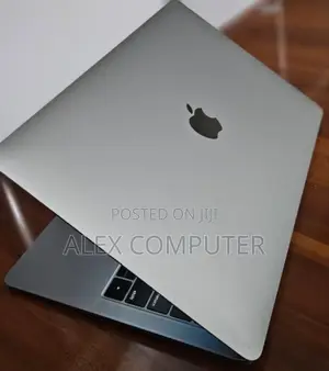 New Laptop Apple MacBook Air 2019 8GB Intel Core I5 SSD 128GB