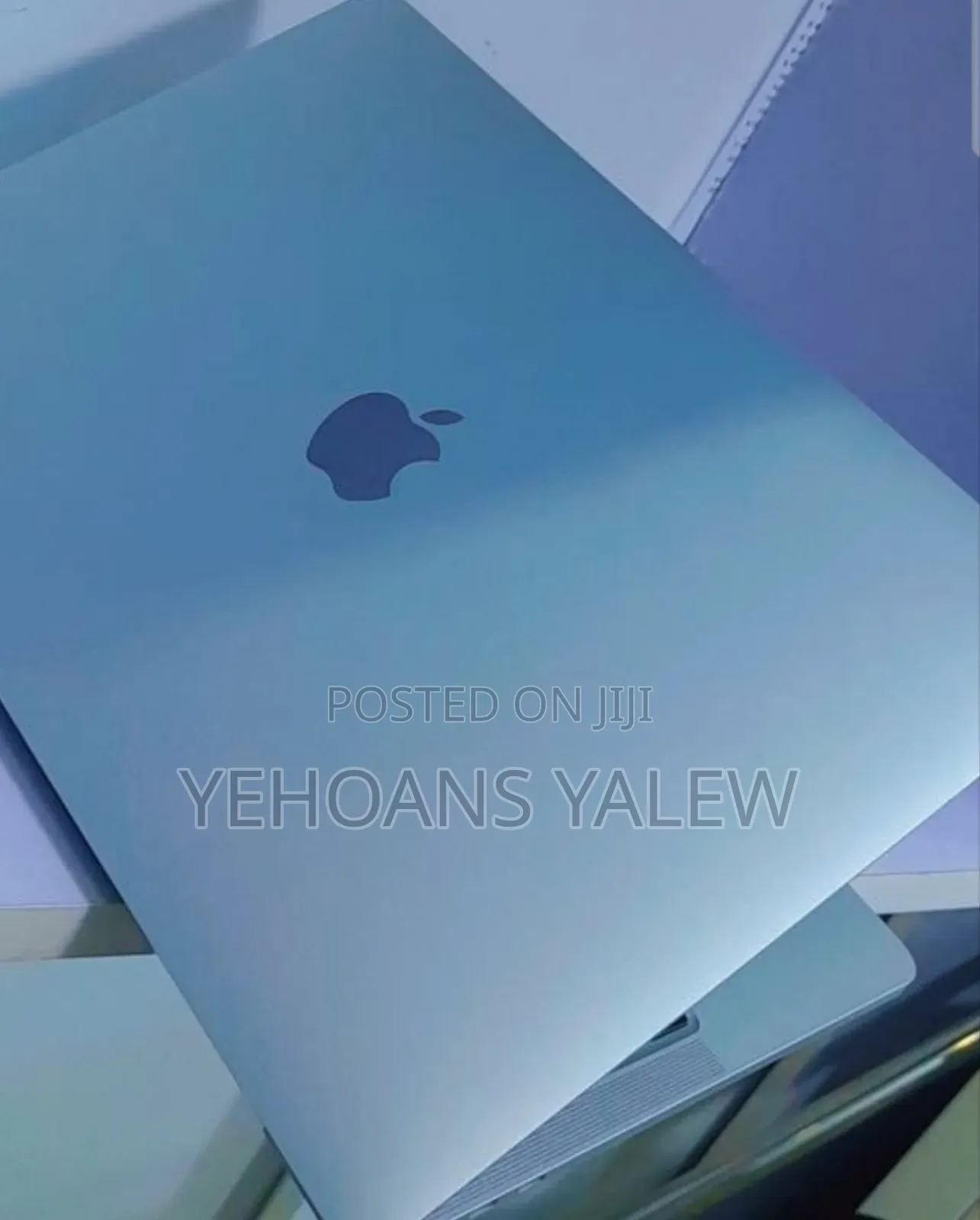 New Laptop Apple MacBook Pro 2022 M2 8GB Apple M2 SSD 256GB