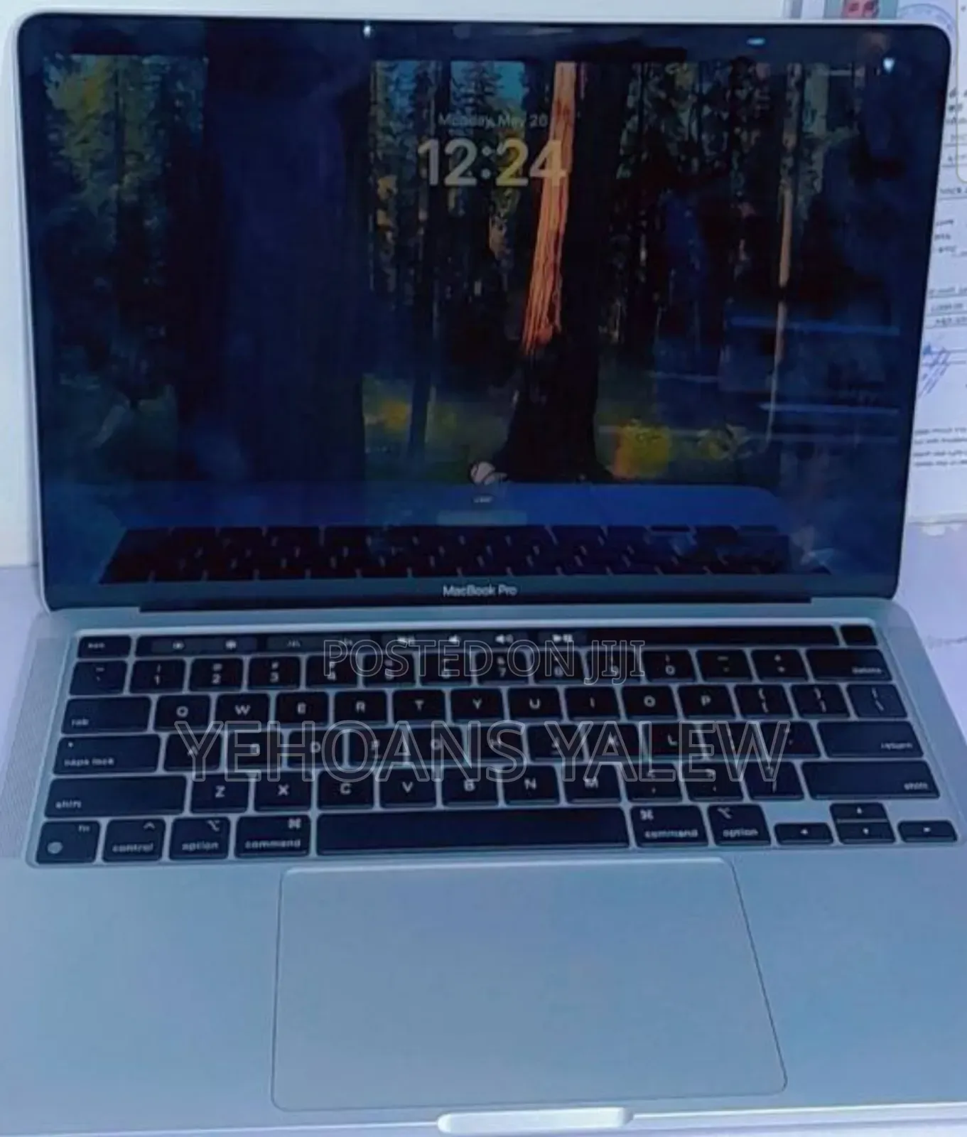 New Laptop Apple MacBook Pro 2022 M2 8GB Apple M2 SSD 256GB
