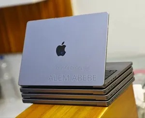 New Laptop Apple MacBook Pro M1 32GB Apple M1 Pro SSD 512GB