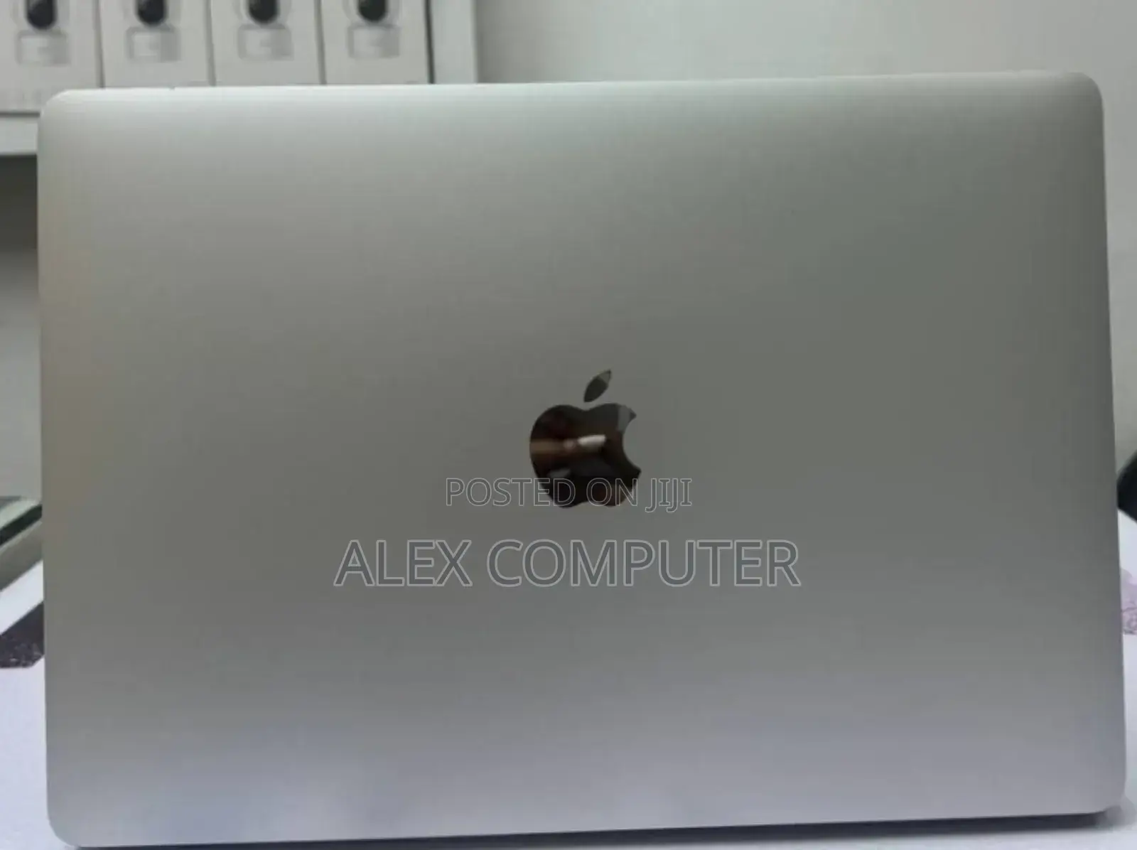 New Laptop Apple MacBook Pro 2017 8GB Intel Core I5 SSD 128GB