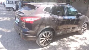 Photo - Nissan Qashqai 2017 Brown