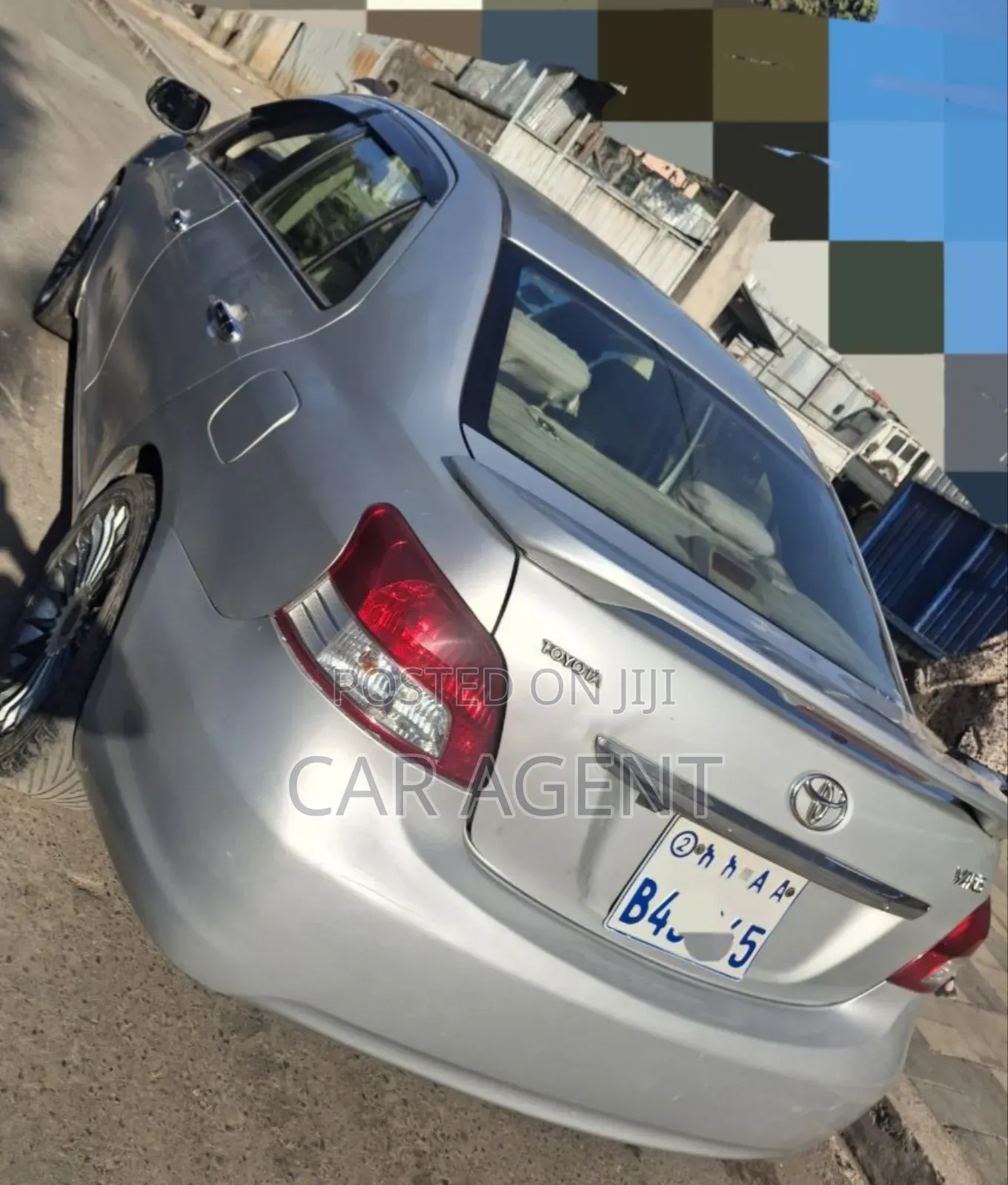 Toyota Yaris 2010 White