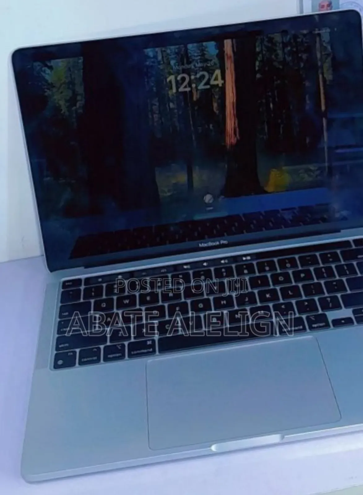 New Laptop Apple MacBook Pro 8GB Apple M2 SSD 256GB
