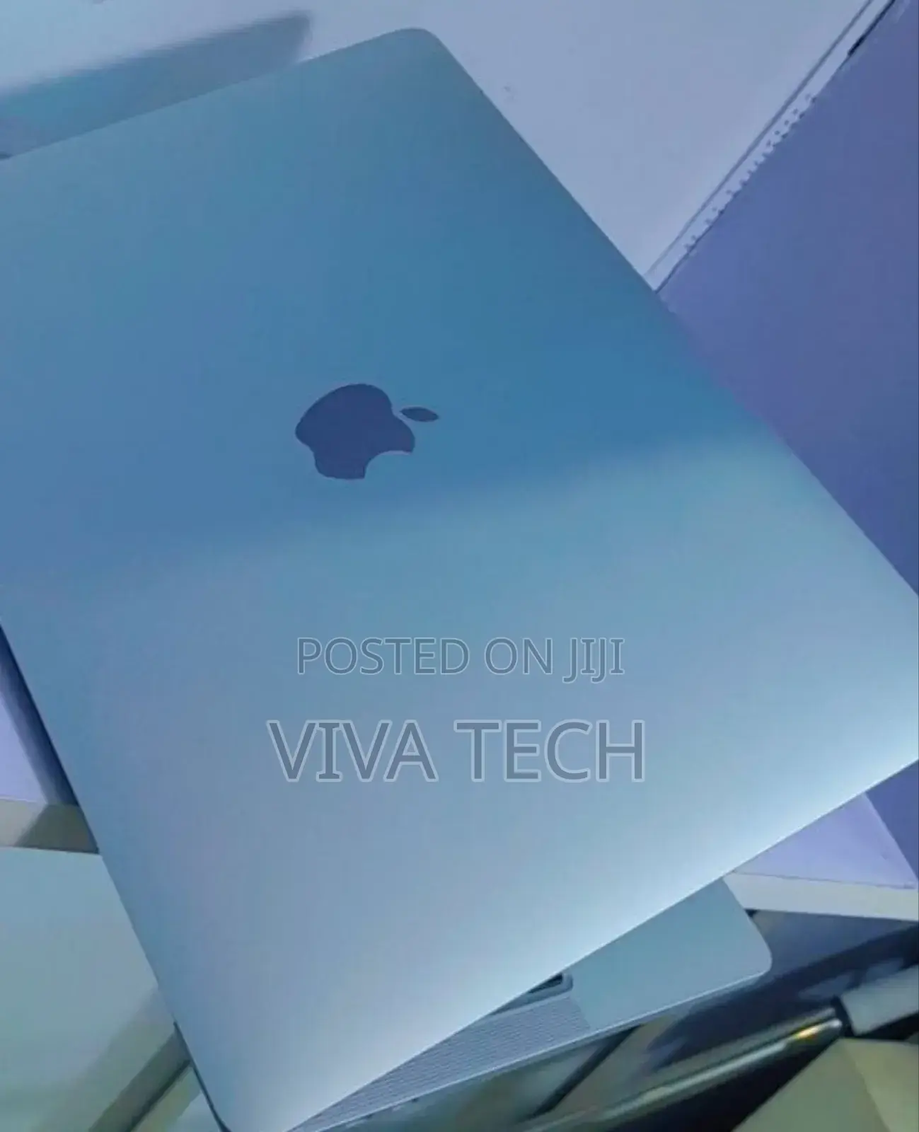 New Laptop Apple MacBook Pro 8GB Apple M2 SSD 256GB