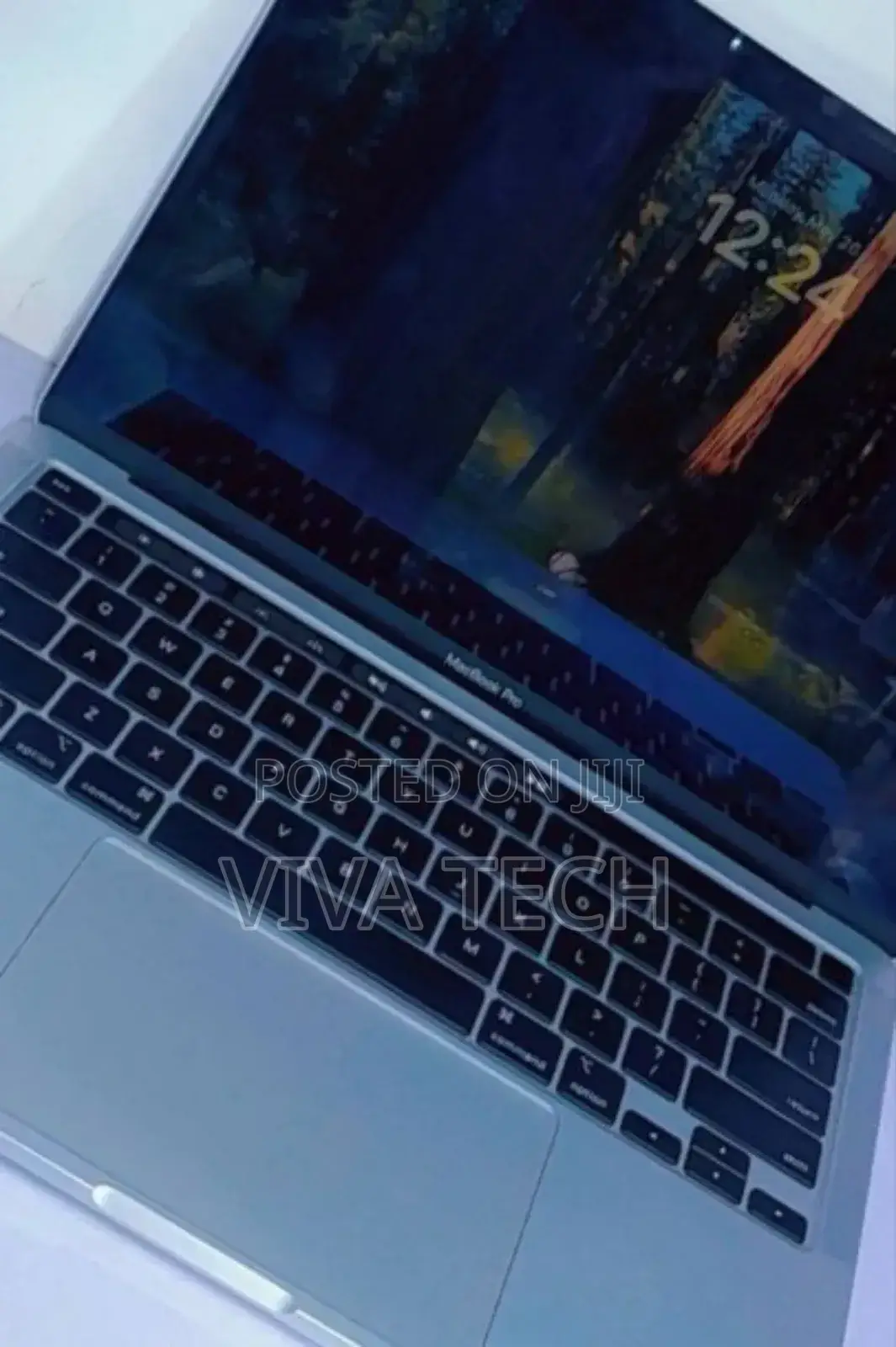 New Laptop Apple MacBook Pro 8GB Apple M2 SSD 256GB
