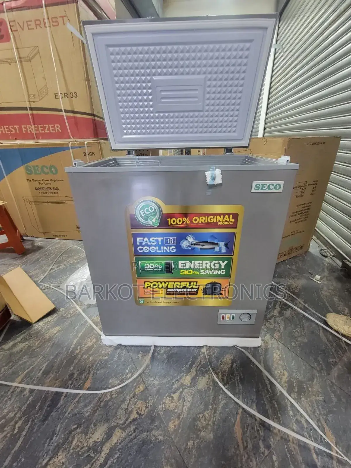 Seco Chest Freezer Model 320l