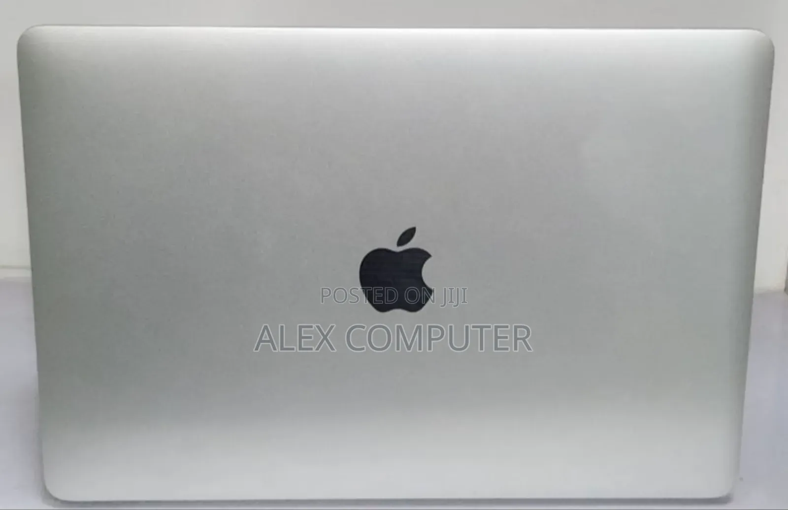 New Laptop Apple MacBook Air 2019 8GB Intel Core I5 SSD 256GB