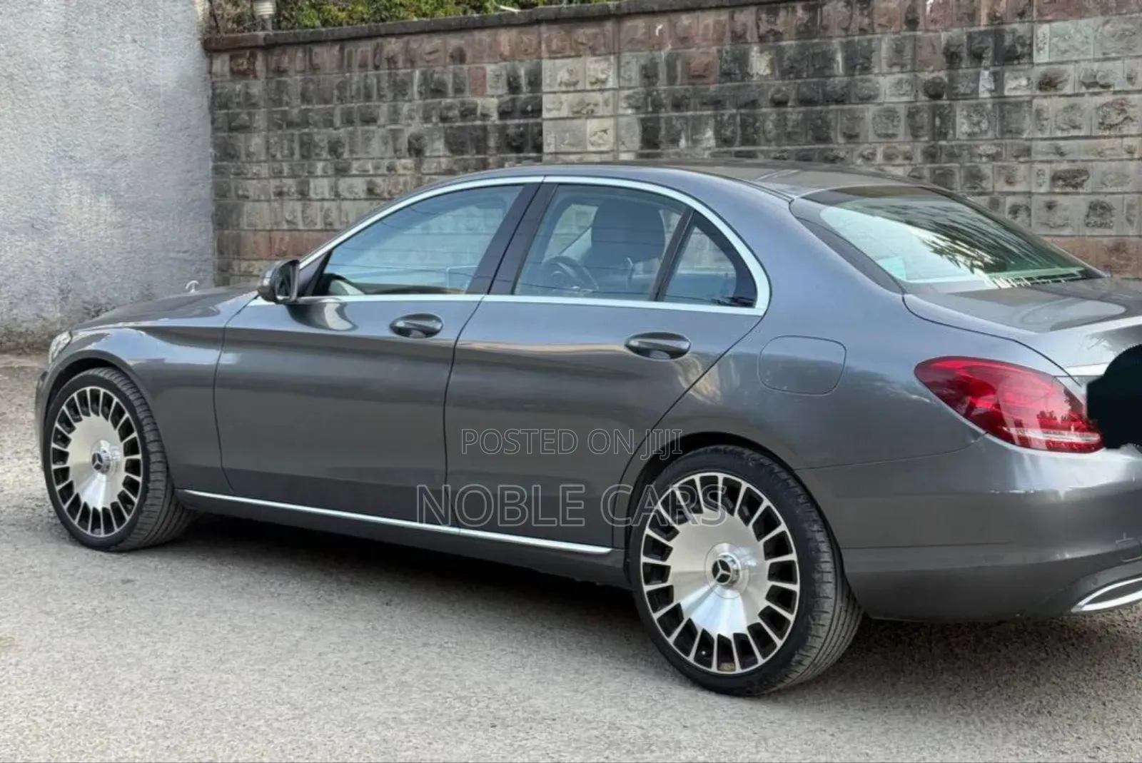 Mercedes-Benz C180 2017 Gray