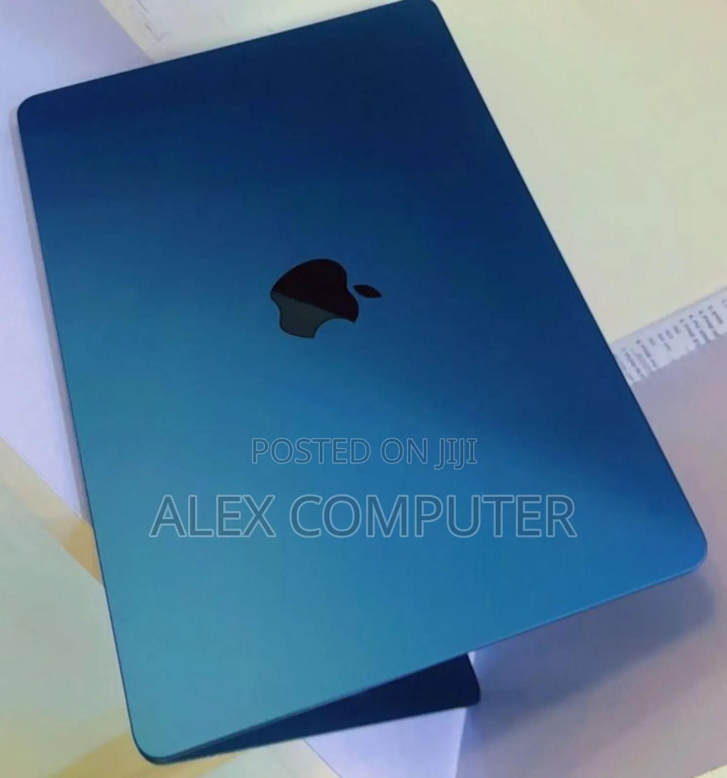 New Laptop Apple MacBook Air 2023 M2 16GB Apple M2 SSD 256GB