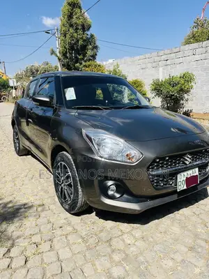 Suzuki Swift RS 2022 Gray