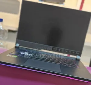 New Laptop Asus ROG Strix G15 16GB AMD Ryzen 9 SSD 512GB