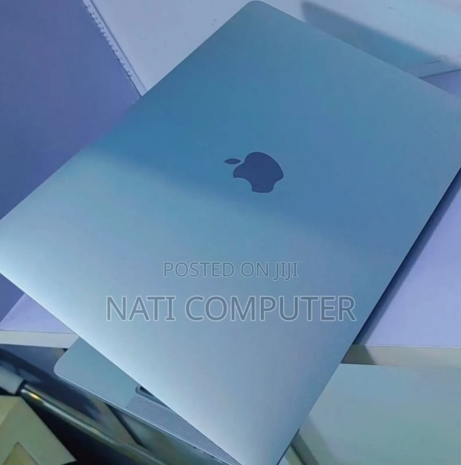 New Laptop Apple MacBook Air 2022 M2 8GB Intel Core I5 SSD 256GB