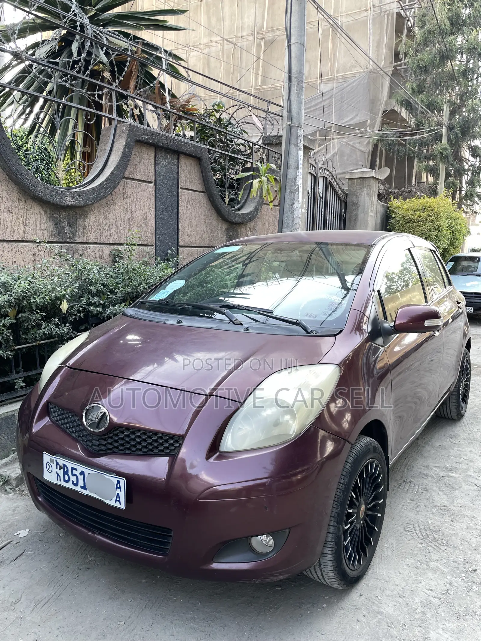 Toyota Yaris 2010 Burgundy