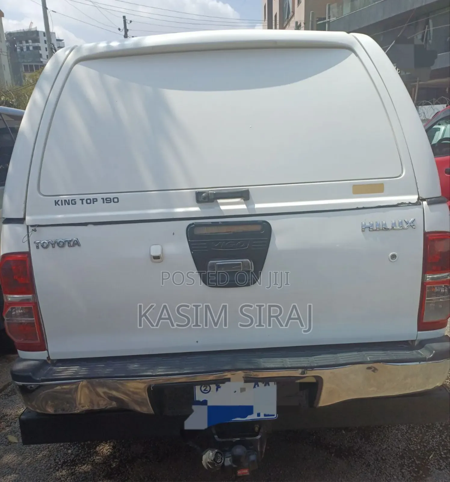 Toyota Hilux 2.5 D-4D 4X4 SRX 2012 White