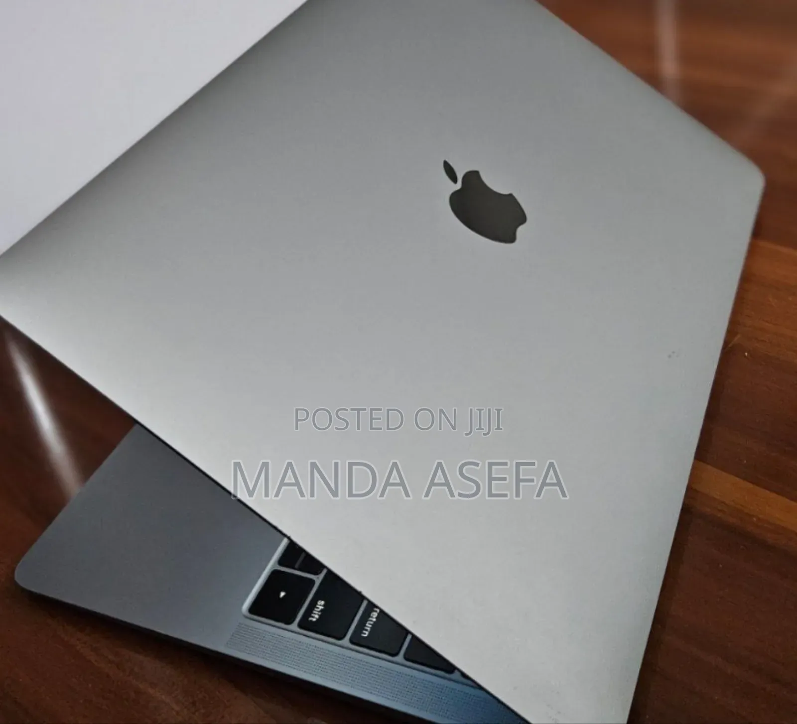 New Laptop Apple MacBook Air 2019 8GB Intel Core I5 SSD 128GB