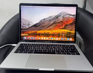 New Laptop Apple MacBook Pro 2017 8GB Intel Core I5 SSD 128GB