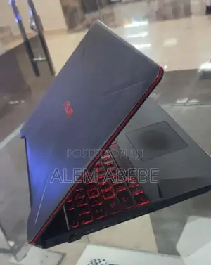 New Laptop Asus ROG Strix G15 4GB Intel Core I7 SSD 256GB