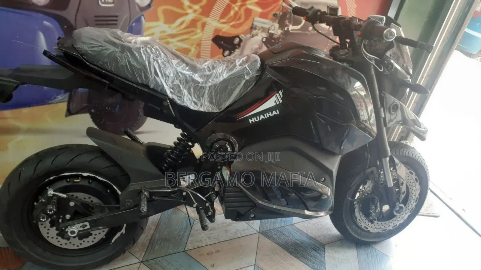New Max-S 2025 Black