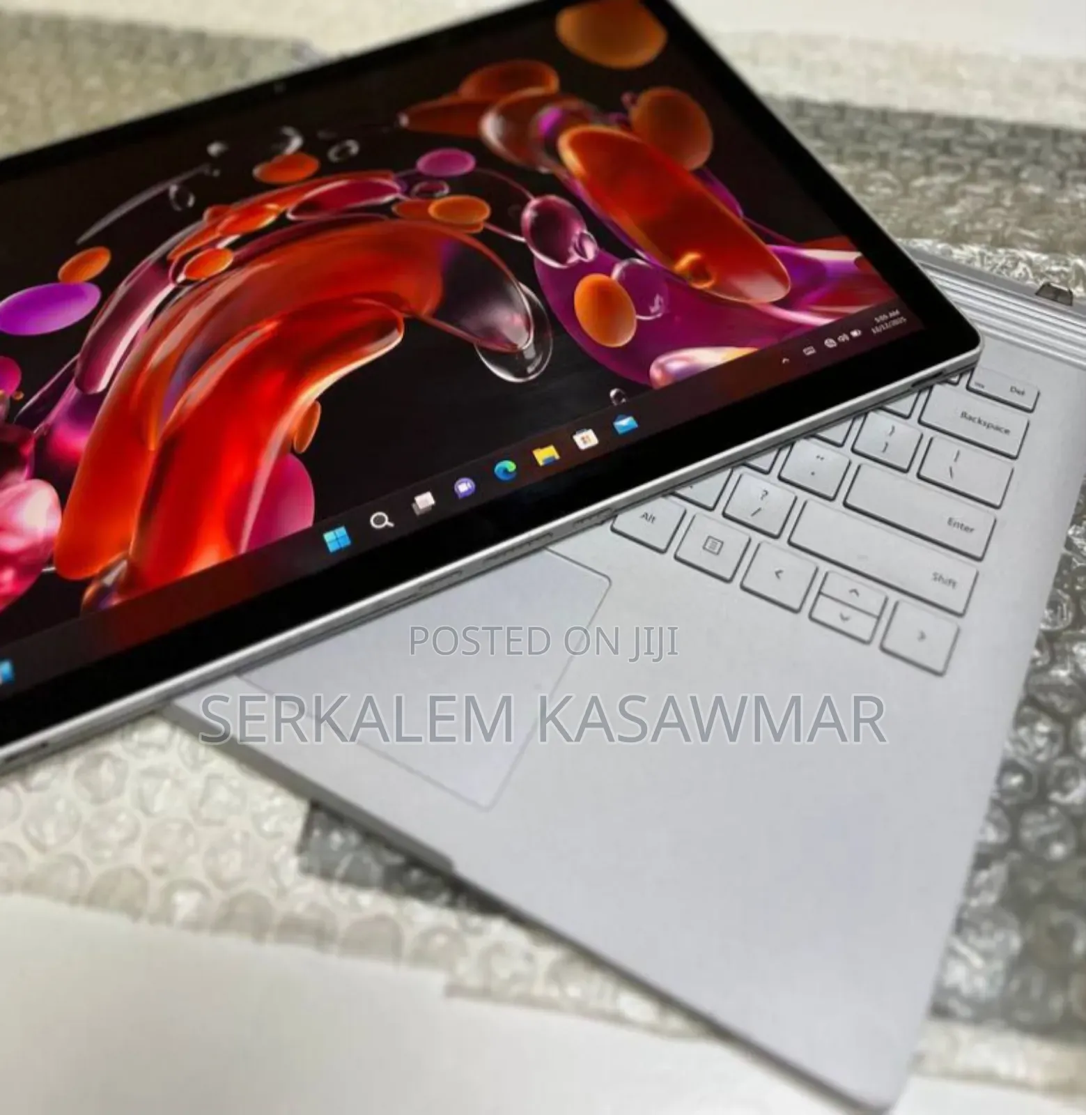 New Laptop Microsoft Surface Book 3 16GB Intel Core I7 SSD 256GB