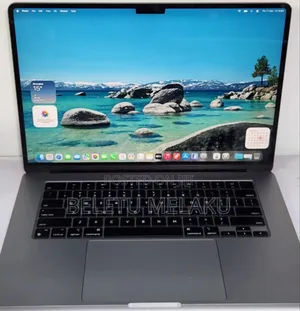 Photo - New Laptop Apple MacBook Air 2022 M2 8GB Apple M2 SSD 256GB
