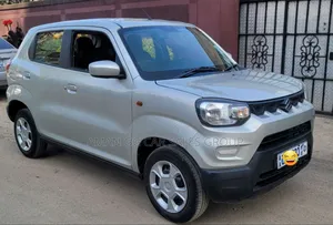 Photo - Suzuki S-Presso 2022 Silver